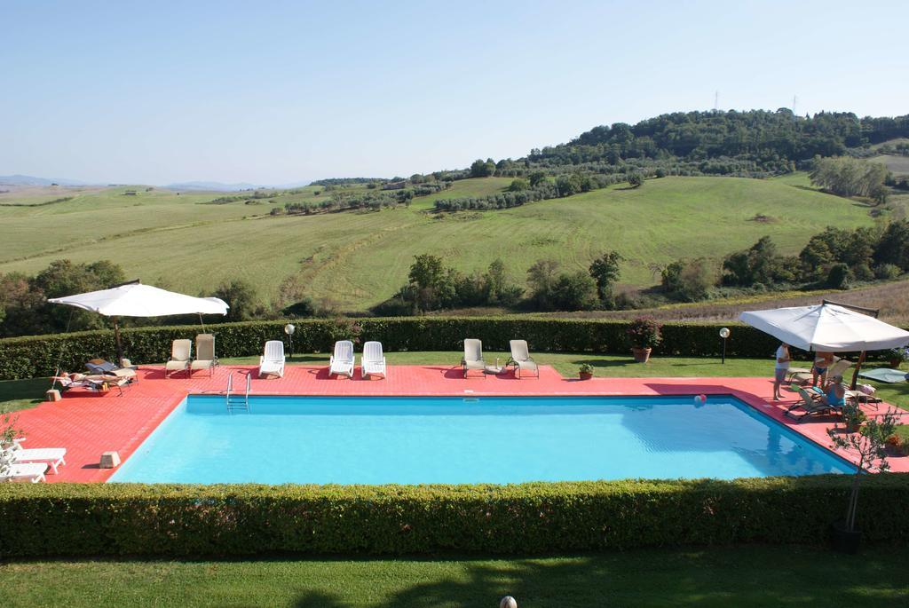 Orciatico Agriturismo San Francesco Amalia And Anna מראה חיצוני תמונה