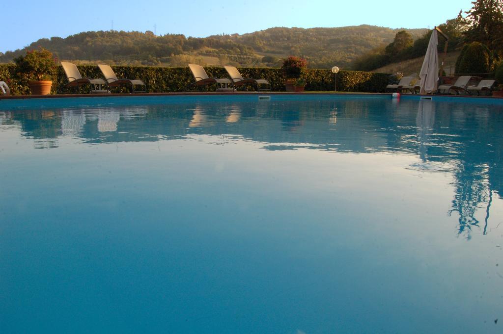 Orciatico Agriturismo San Francesco Amalia And Anna מראה חיצוני תמונה